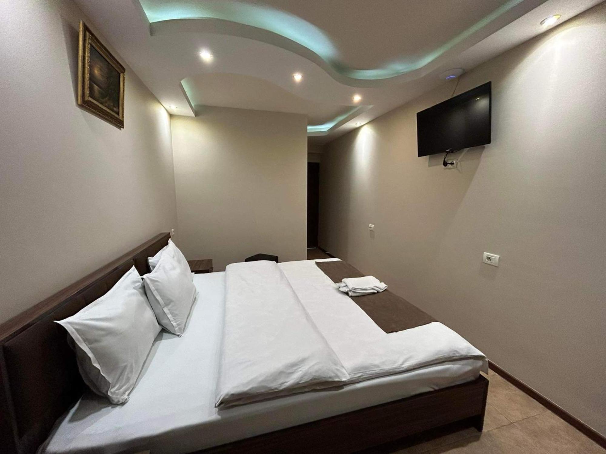 Time Hotel & Tours Erywań Zewnętrze zdjęcie