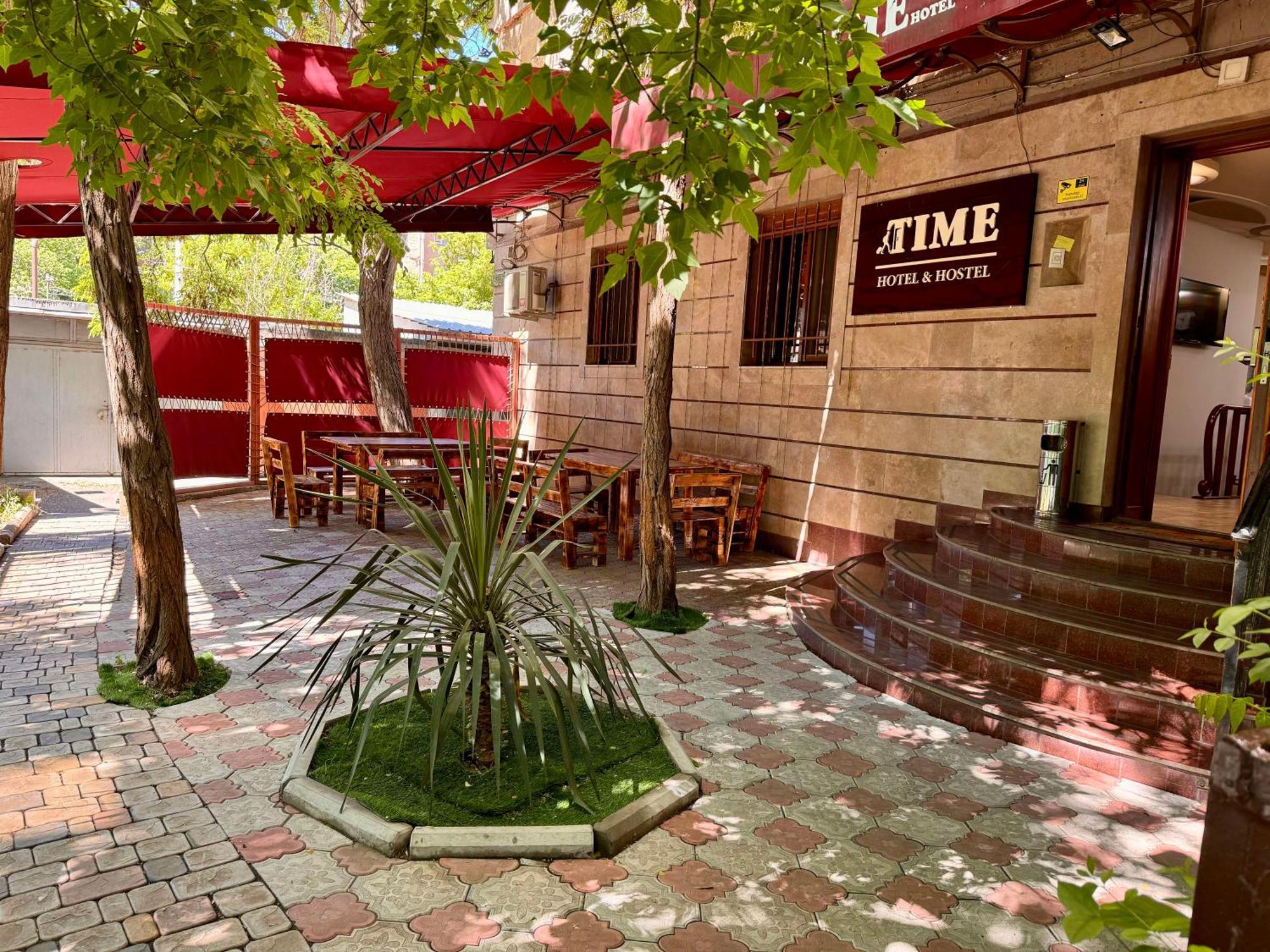 Time Hotel & Tours Erywań Zewnętrze zdjęcie