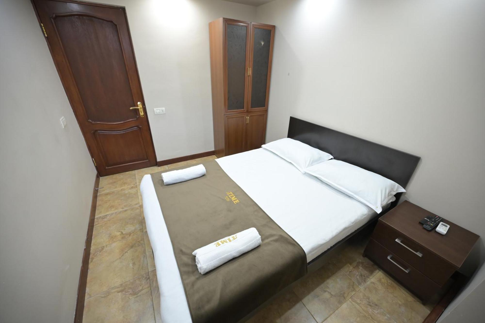 Time Hotel & Tours Erywań Zewnętrze zdjęcie