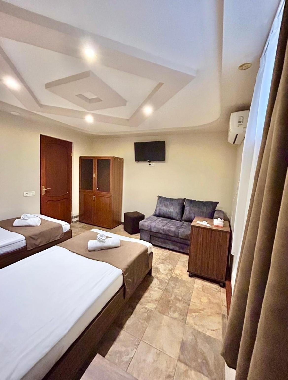 Time Hotel & Tours Erywań Zewnętrze zdjęcie