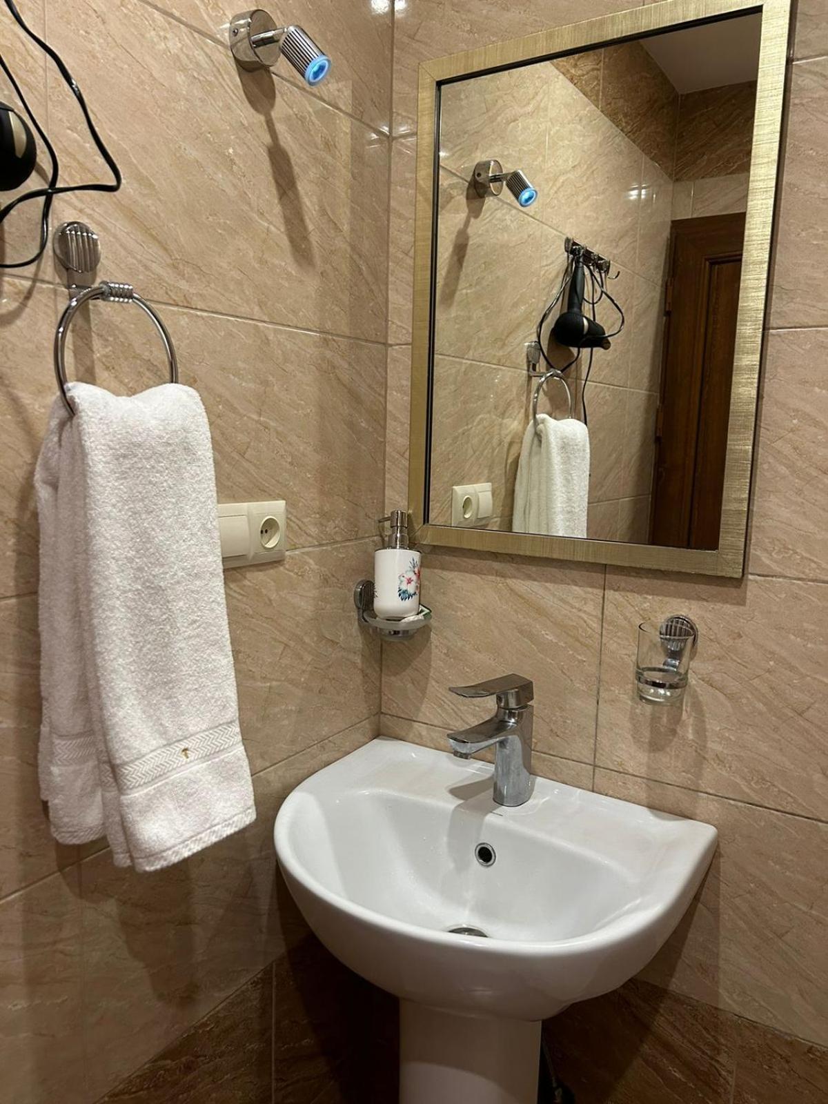 Time Hotel & Tours Erywań Zewnętrze zdjęcie